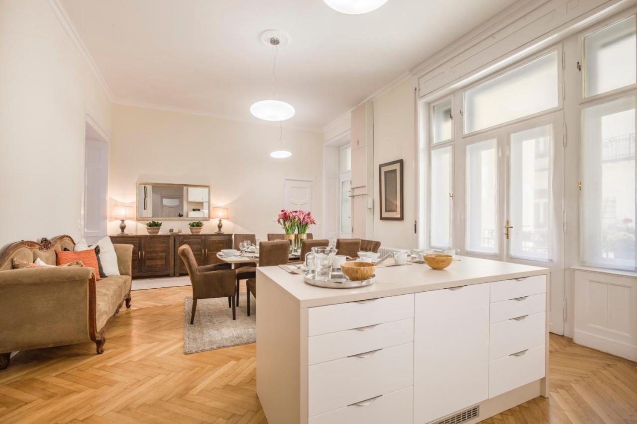 Modernized Unique Huge Central Apartment On 135Sqm Будапешт Екстер'єр фото